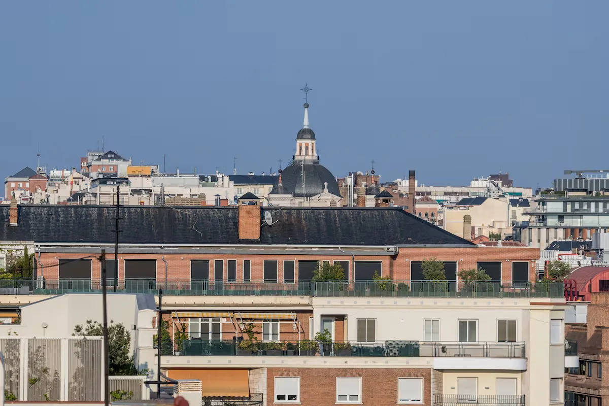 The luxury penthouse of the Ayuso Government is for residential use only