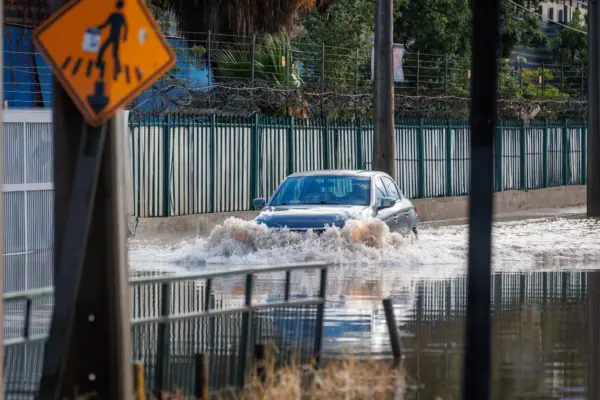 Storm in Chile: red alert for river overflows in the south, rain in Santiago, and class suspensions
