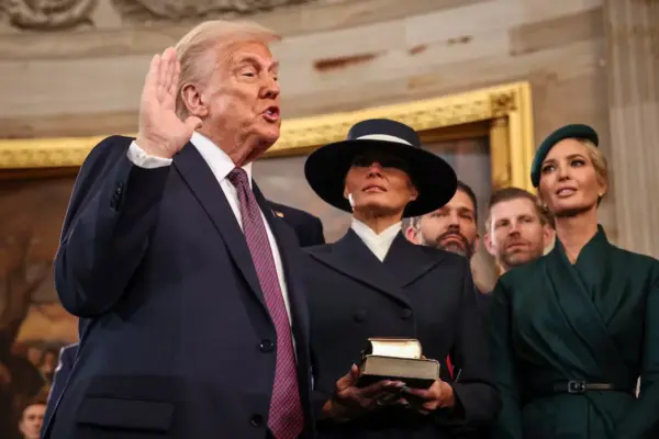 Dentro de la Casa Blanca: así ejerce Trump un poder desenfrenado para dejar su huella en la historia