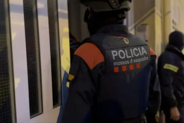 Four detainees and seven firearms seized in a shooting with no injuries in La Mina