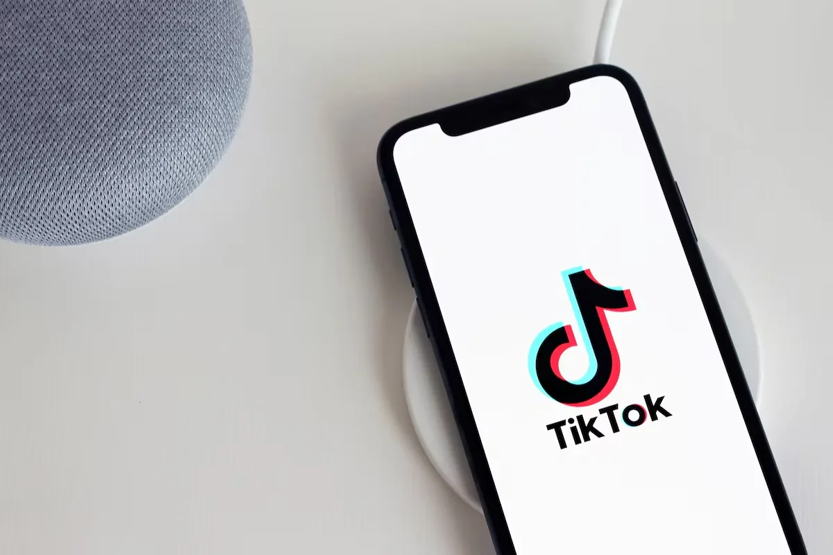 Brussels accuses TikTok of violating the law for having accounts that expose minors to “predatory behavior”