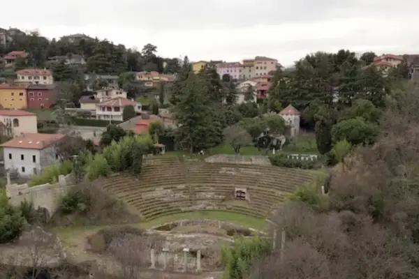 The incredible story of the man who built a fake Roman theater in Italy and sold tickets to visit it