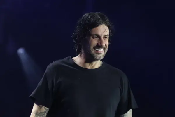 Melendi recalls the incident he starred in on a plane that almost ended his career: “The world came to a screeching halt for me”