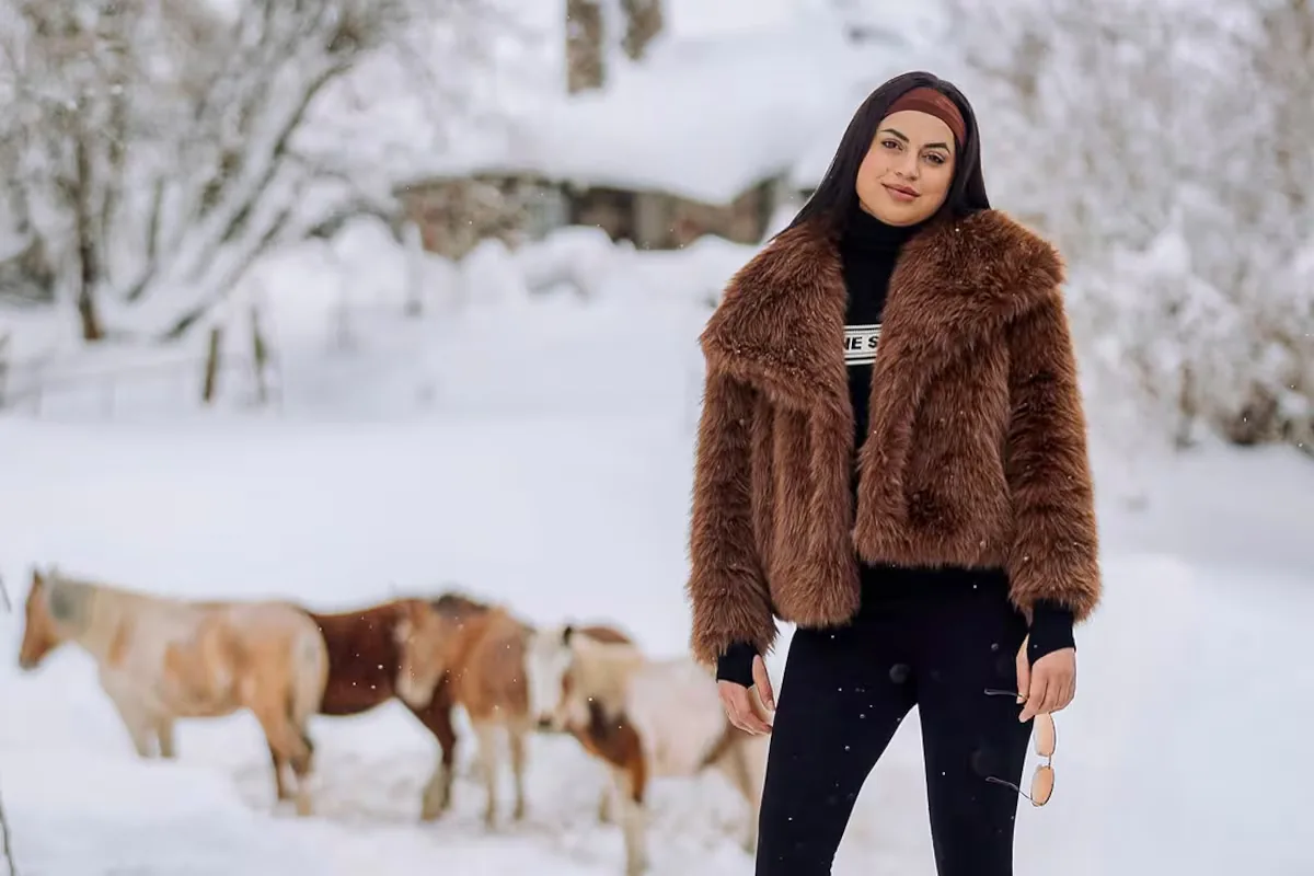 Una ‘influencer’ brasileña acusa de xenofobia a un instructor de un centro de esquí en Chile