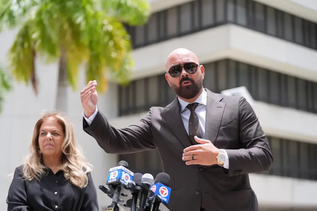 The Tate brothers will remain detained in Miami while the process for their extradition to the United Kingdom continues