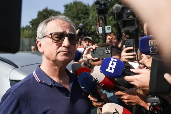 A jeweler who shot dead two robbers, new hero of the Italian right