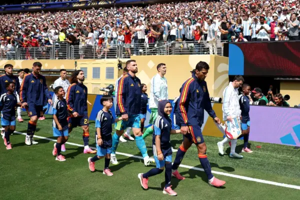 Una niña sexualizada en la final del Mundial