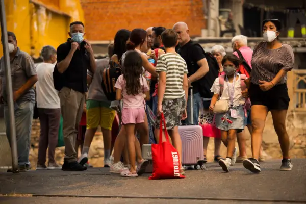 When “evacuation” is the word of the day: children, disabled neighbors, dogs and also authorities