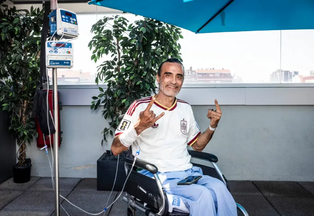 Dying on the fifth floor of Gregorio Marañón: “Here they give me peace and love”