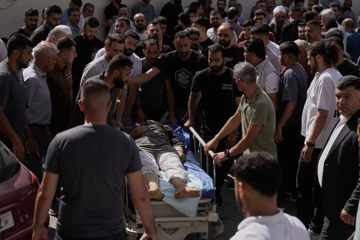 The army launches a wide operation in the West Bank after the death of four Palestinians and two Israelis in a clash with settlers
