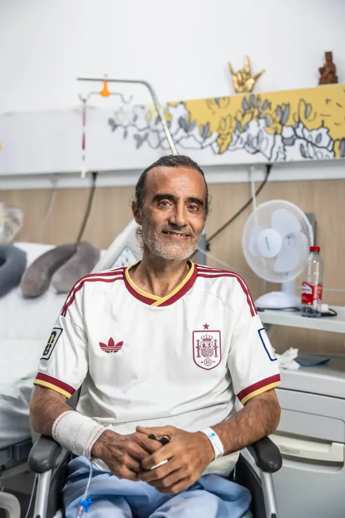 Dying on the fifth floor of Gregorio Marañón: “Here they give me peace and love”