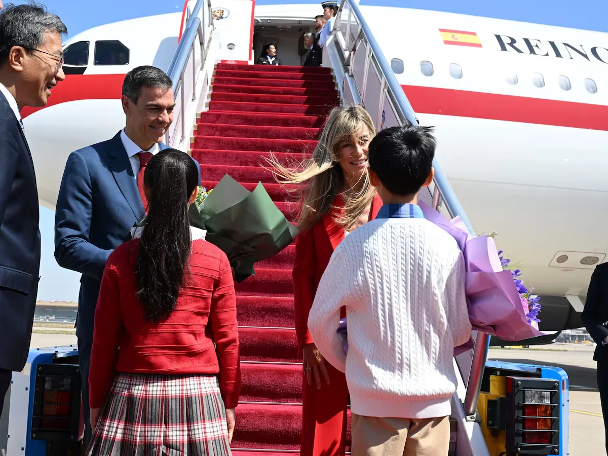 Judge Peinado demands that Begoña Gómez "prove" that she only used her passport to travel to the United Kingdom