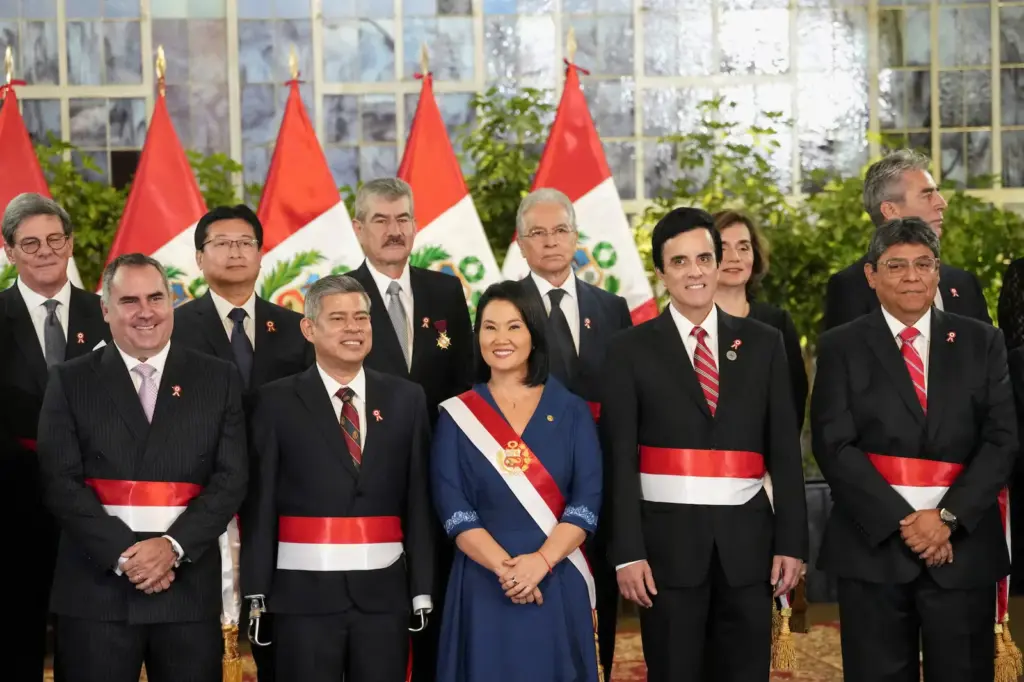 Keiko Fujimori inaugurates her Government with a firm hand on security, public works, and state aid against inequality
