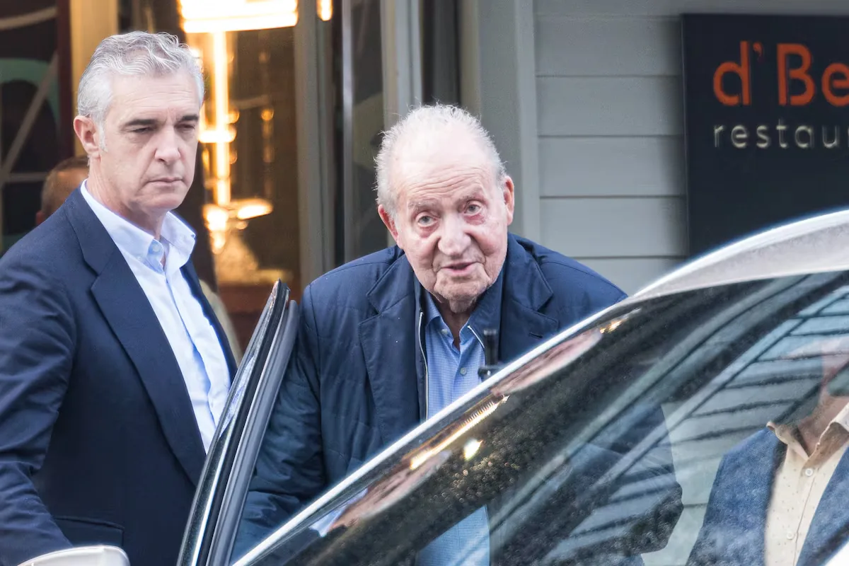 Juan Carlos I returns to Mallorca seven years later: a discreet reunion with Queen Sofía and the celebration of a friend's birthday