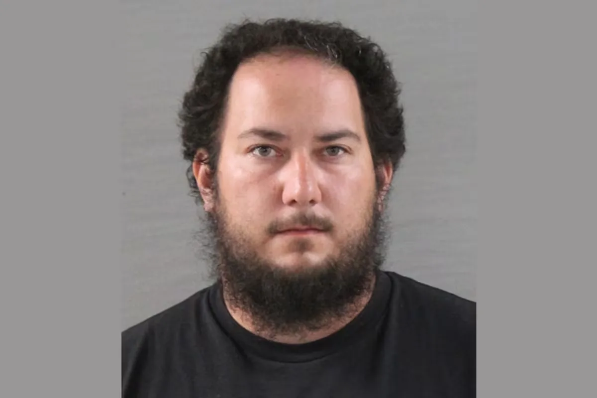 A Texas court charges an American with conspiracy for supplying weapons to the Sinaloa Cartel
