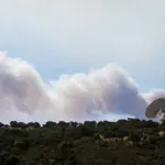 Flames and smoke force the evacuation of a NASA station in the Sierra Oeste of Madrid