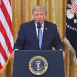 Trump resucita en un discurso a la nación el bulo del fraude electoral de 2020 y exagera la influencia de China en su derrota