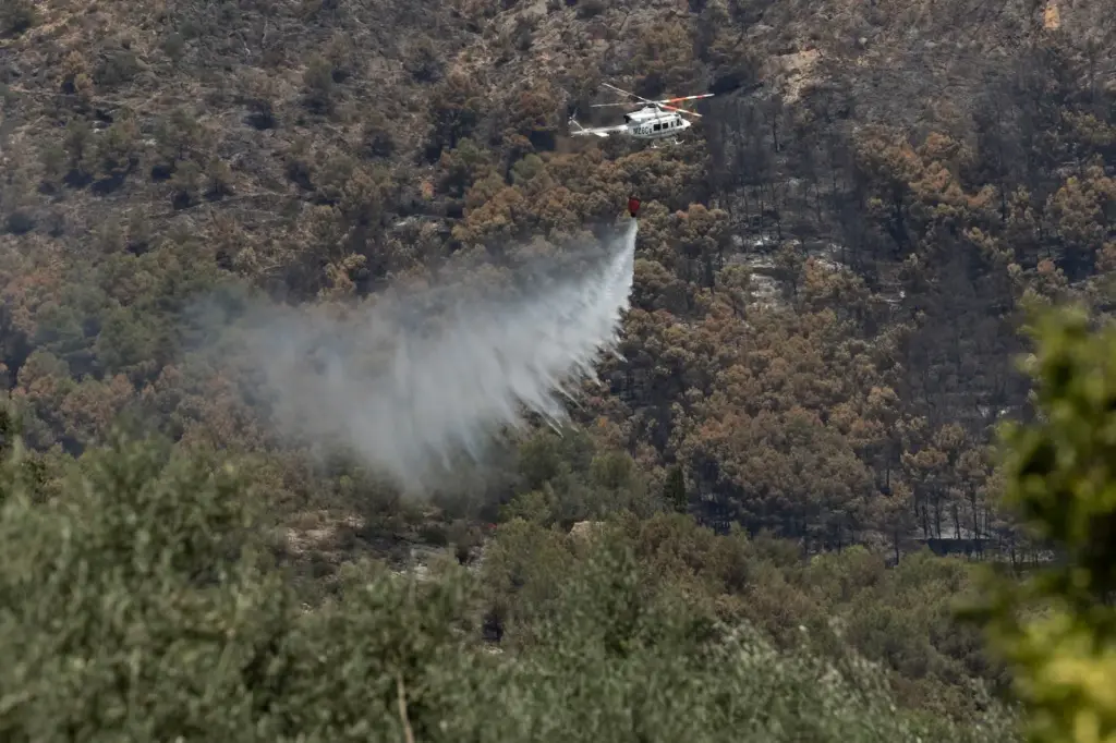 The fire in La Vall d’Uixó is considered stabilized and the evacuation of all populations is lifted after burning 9,568 hectares