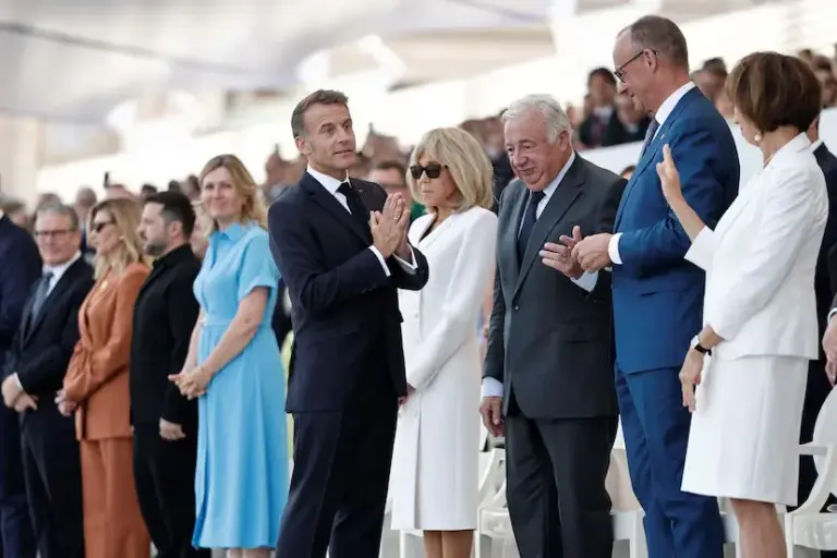 Macron celebrates his last July 14th with a display of European rearmament