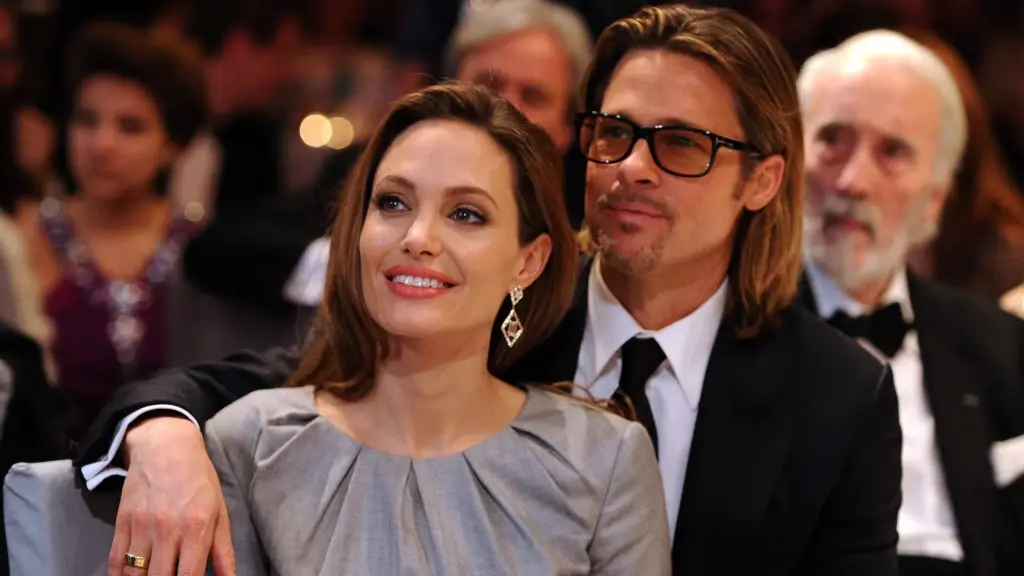Zahara and Maddox, the eldest children of Angelina Jolie and Brad Pitt, already have a date to remove their father's surname