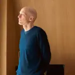 Alain de Botton: “The worst thing about being single is that you can't stop thinking about love. It's like when you have no money: you don't think about anything else”