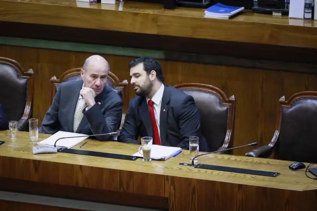 Kast destituye al subsecretario de Hacienda tras dar positivo en un test de drogas