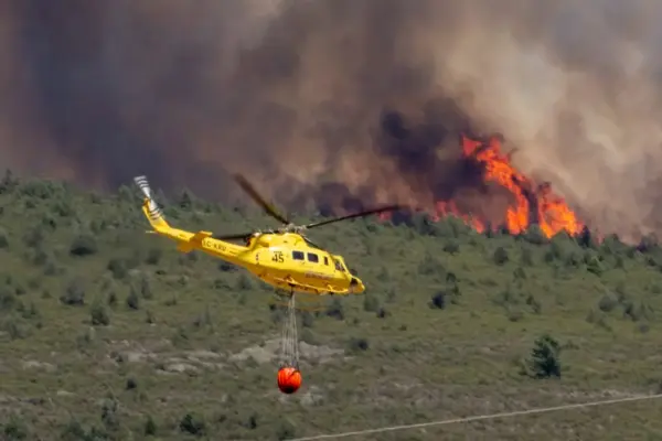 Latest news on wildfires, live | Eight autonomous communities at extreme risk of wildfires this Saturday
