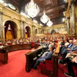 Together, PSC, ERC, Comuns and the CUP reform the Parliament's regulations to safeguard sanctions for hate