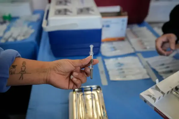 Where to get the flu vaccine in Chile after the campaign opened to the entire population