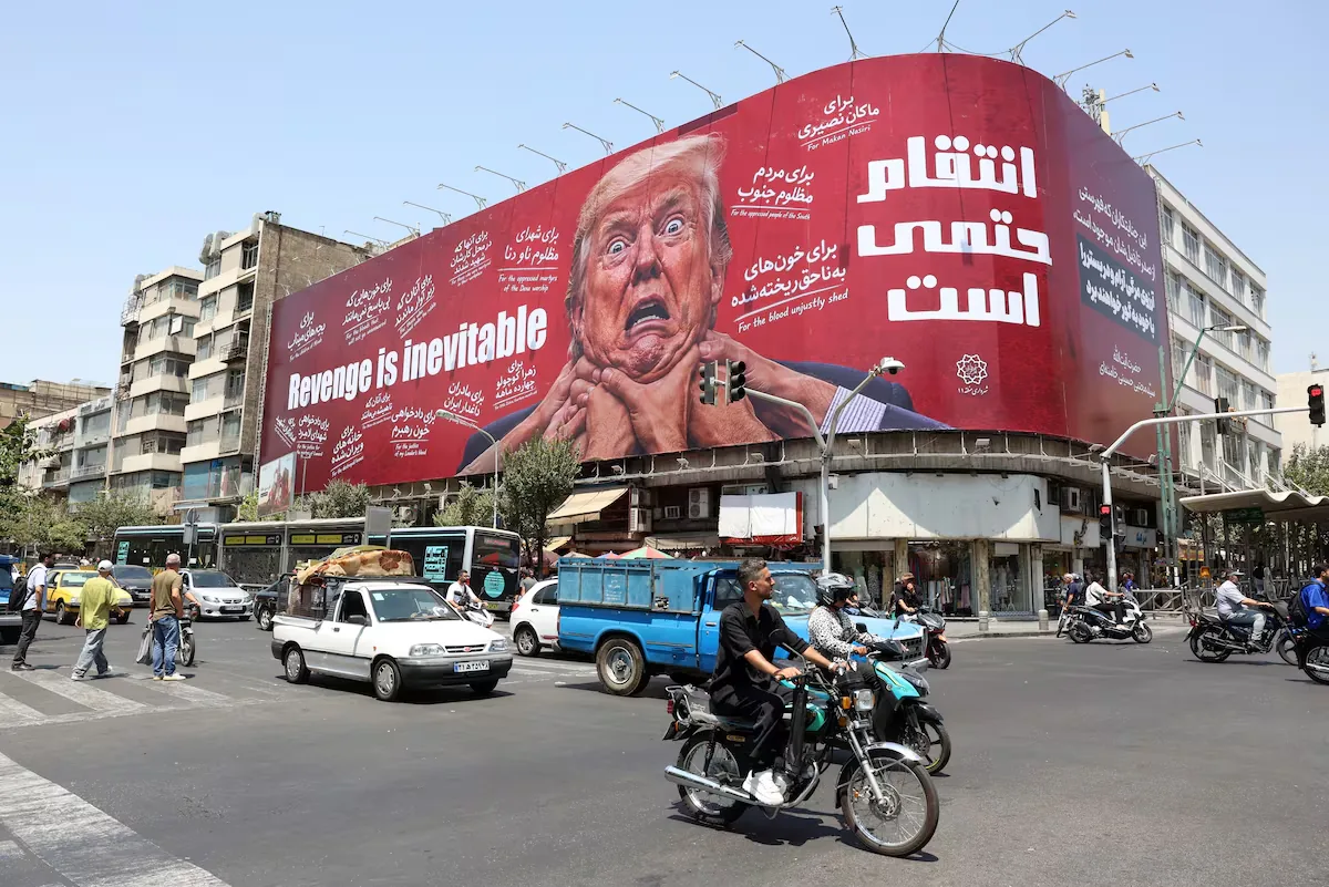 Trump tries to return to the negotiating table with Iran after two weeks of open war