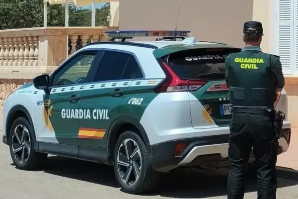 Woman assaulted by two men allegedly hired by her husband dies in Sevilla la Nueva (Madrid)