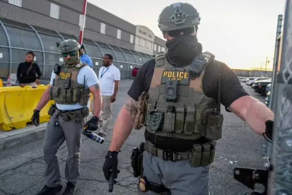 Despite the criticism, ICE will buy 6,000 gloves that produce electric shocks for its immigration offensive