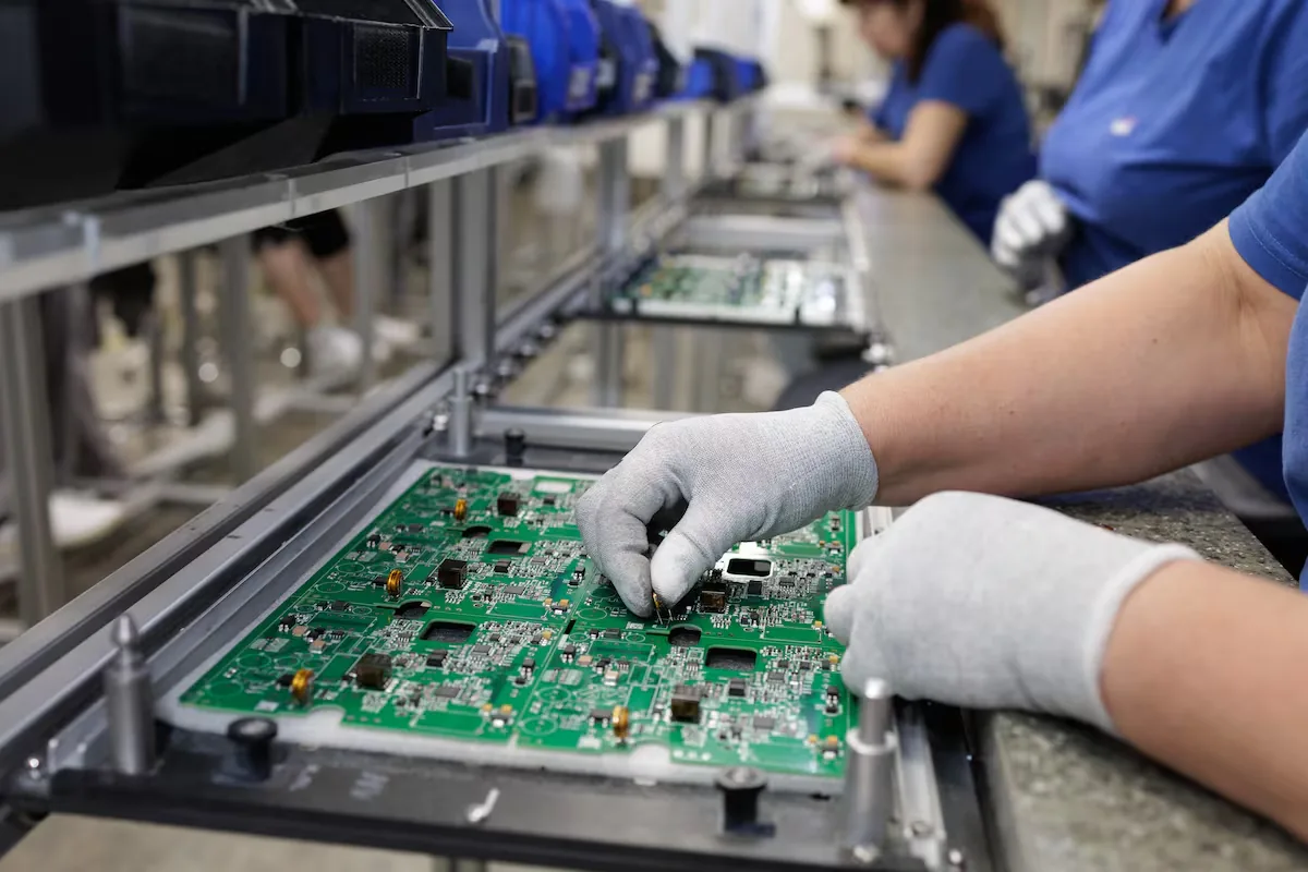 Mexico takes the lead in the AI boom with computer equipment exports