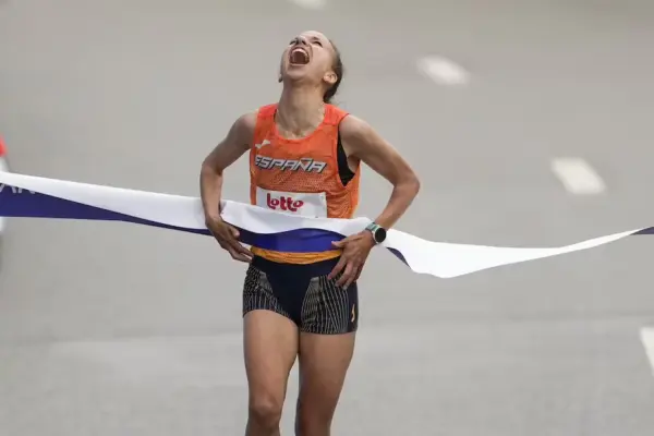 Spain seeks its opportunity in a "terrifying" marathon through the center of Birmingham
