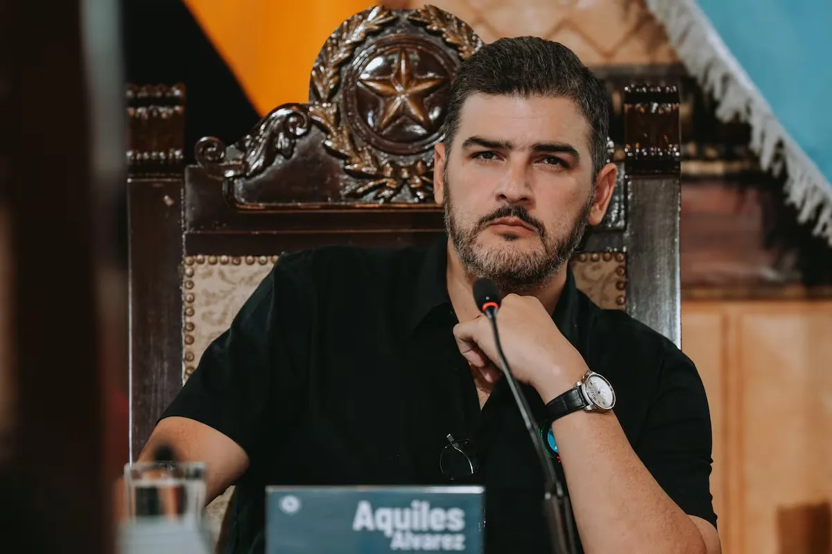 Sentenced to three years in prison the mayor of Guayaquil in the first of three trials he faces