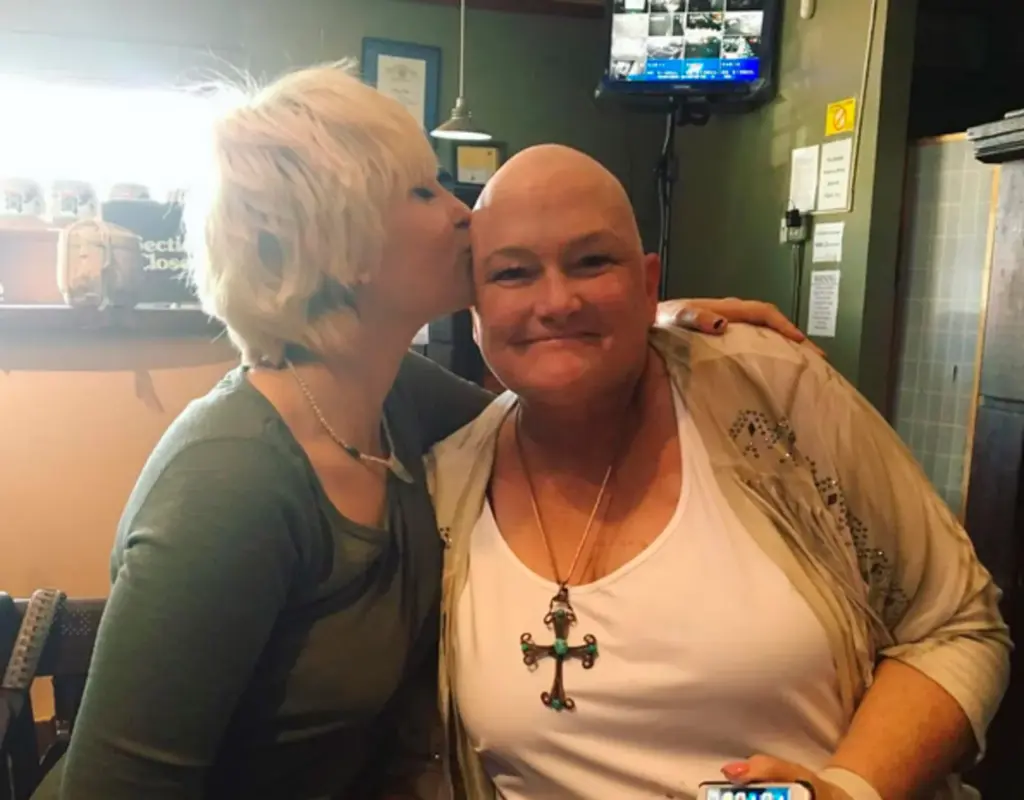 Paris Jackson reveals she met her mother, Debbie Rowe, at 15 years old: “I went downstairs and found her in the living room”