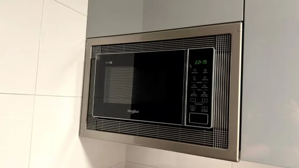 This is one of the best compact microwaves you can buy on Amazon
