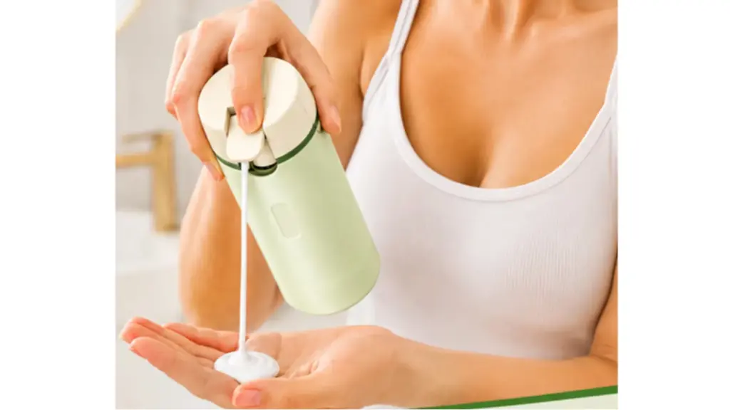 Este es uno de los dispensadores de productos de higiene personal mejor valorados en Amazon