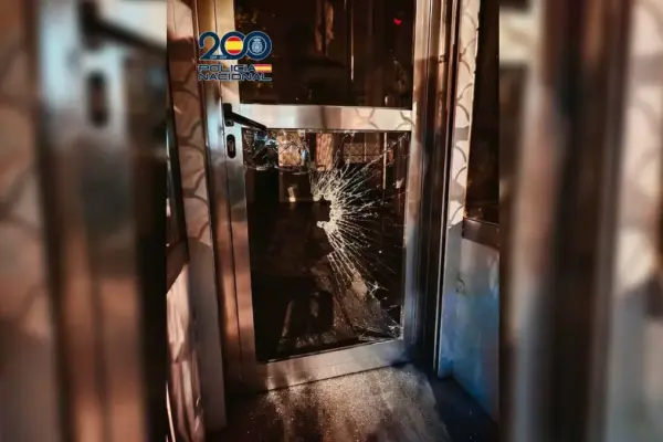 Arrested for robbing a barbershop in Fuenlabrada using the ‘manhole cover method’