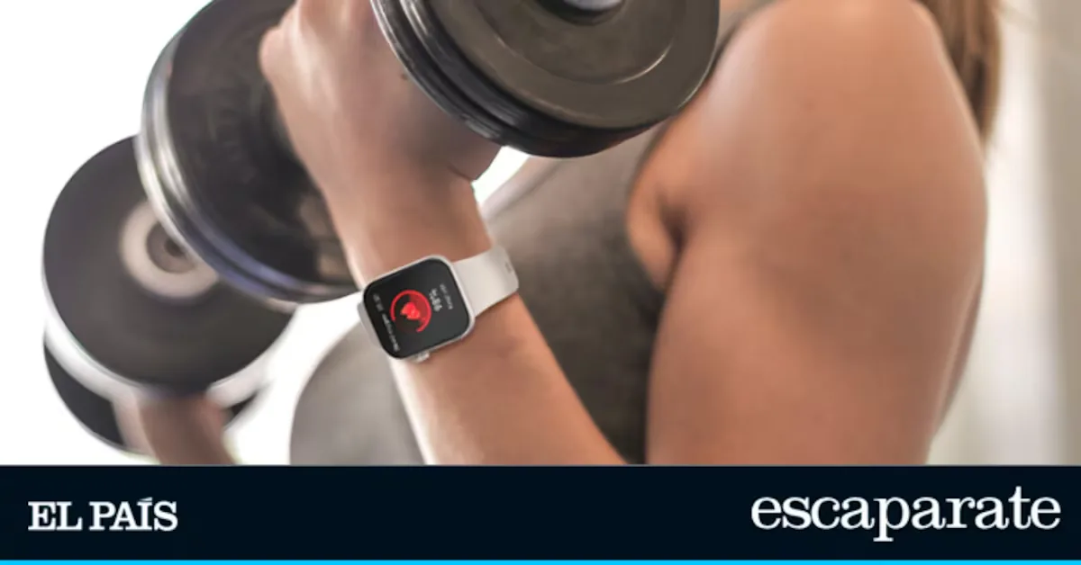 It looks like a high-end smartwatch, but costs much less: now it has more than 70% off