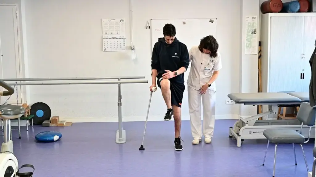From aerospace engineering to the operating room: the first implanted bone metamaterial saves Pierre's leg