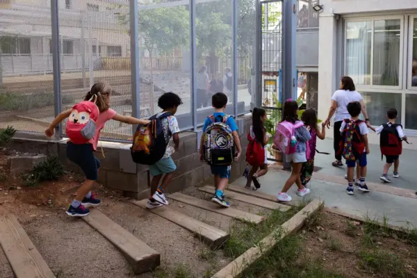 School calendar 2026-2027 in Spain: start of the school year, public holidays and school breaks in each autonomous community