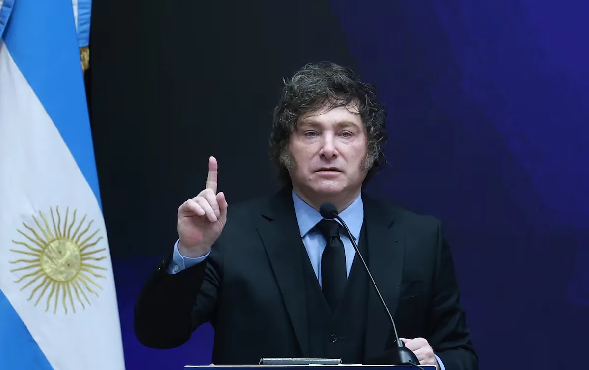 Milei atribuye el caso de su exasesor preso en Bolivia a una conspiración de Lula, Evo Morales y “el castrochavismo”