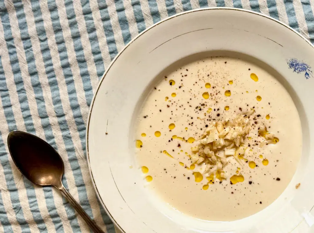 White bean ajo blanco