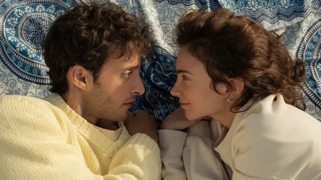 Elísabet Benavent: “I write entertainment and I am proud of it”