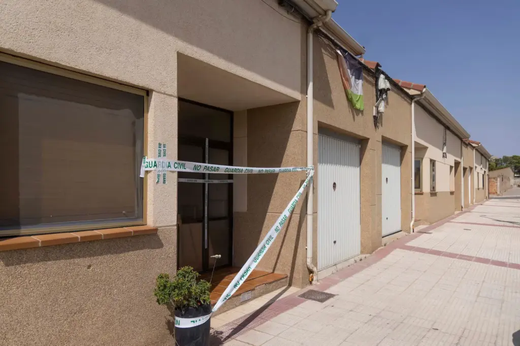 Tauste Crime: the investigation focuses on clarifying the role of the daughter and her boyfriend in the homicide and how they arrived at the house