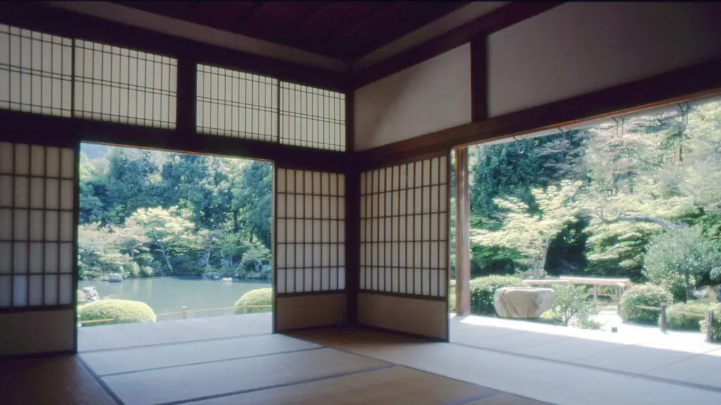 The Japanese garden: a microcosm that summarizes the world