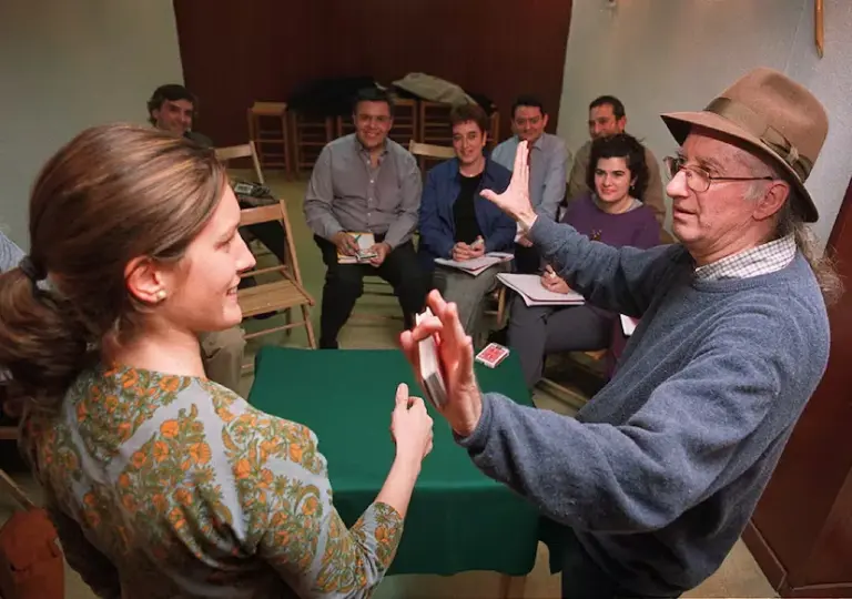 The magician Juan Tamariz, genius of card magic and master of generations of illusionists, dies at 83 years old