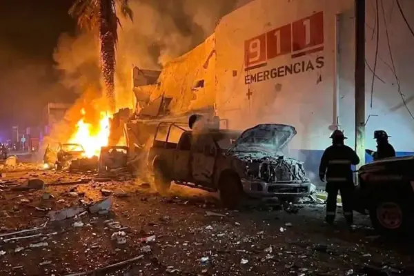 At least seven injured in a car bomb attack on a Zacatecas command center