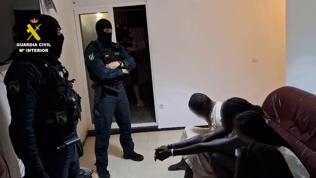 A network that captured migrant minors in a center in the Canary Islands to prostitute them in France is dismantled